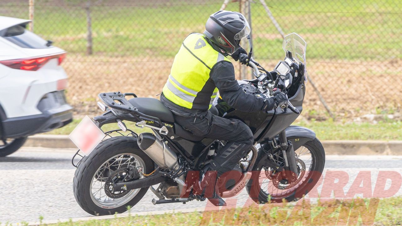 The Himalayan 750 will co-exist with the Himalayan 450 and will get the newly developed 750 cc air-cooled mill Royal Enfield Himalayan 750 Spied