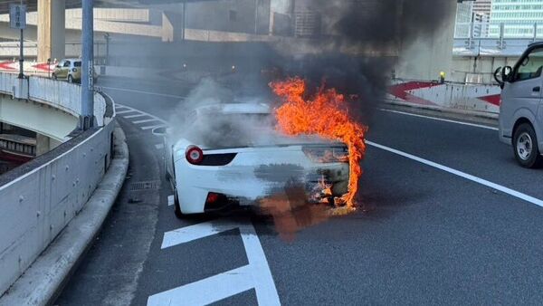 Ferrari 458 Spider burning fire