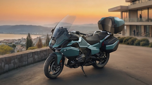 BMW R 1300 RT has a top speed of over 200 kmph. BMW R 1300 RT has a top speed of over 200 kmph.