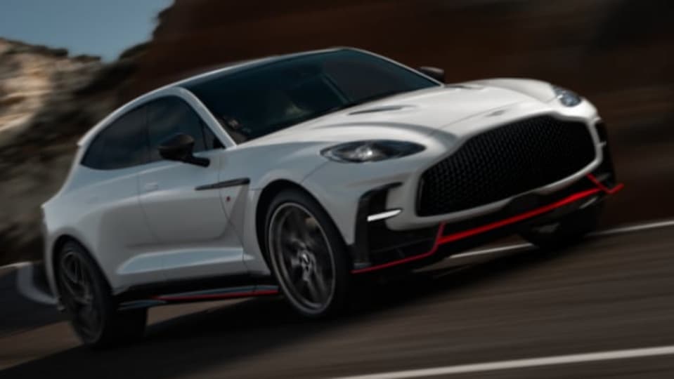 Aston Martin DBX S