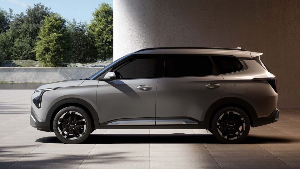 Kia Carens Clavis Side