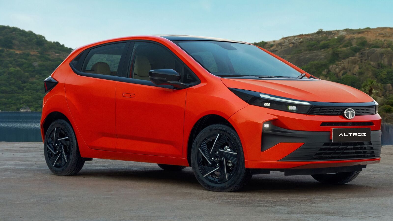 Tata Altroz facelift unveiled ahead of its launch. Check details Tata Altroz facelift unveiled ahead of its launch. Check details