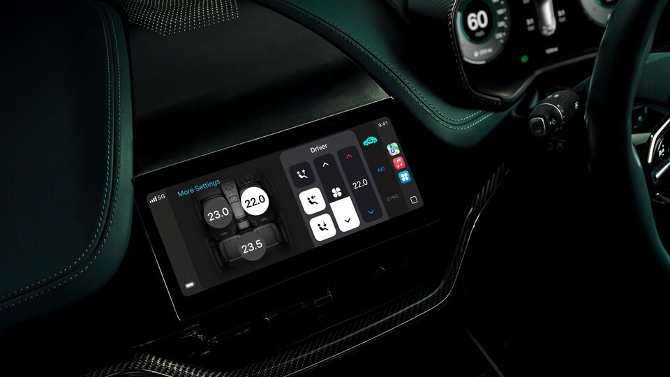 Apple CarPlay Ultra