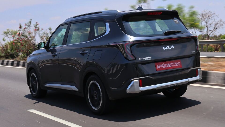 Kia Carens Clavis Review