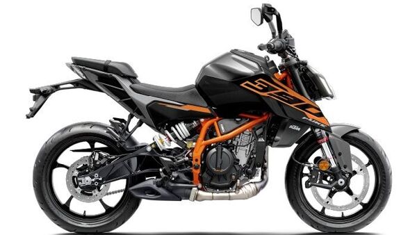 2025 KTM 390 Duke
