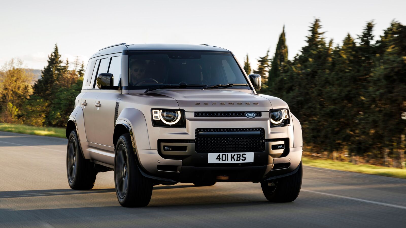 Defender prices to drop by 50%? How India-UK FTA will affect prices Defender prices to drop by 50%? How India-UK FTA will affect prices