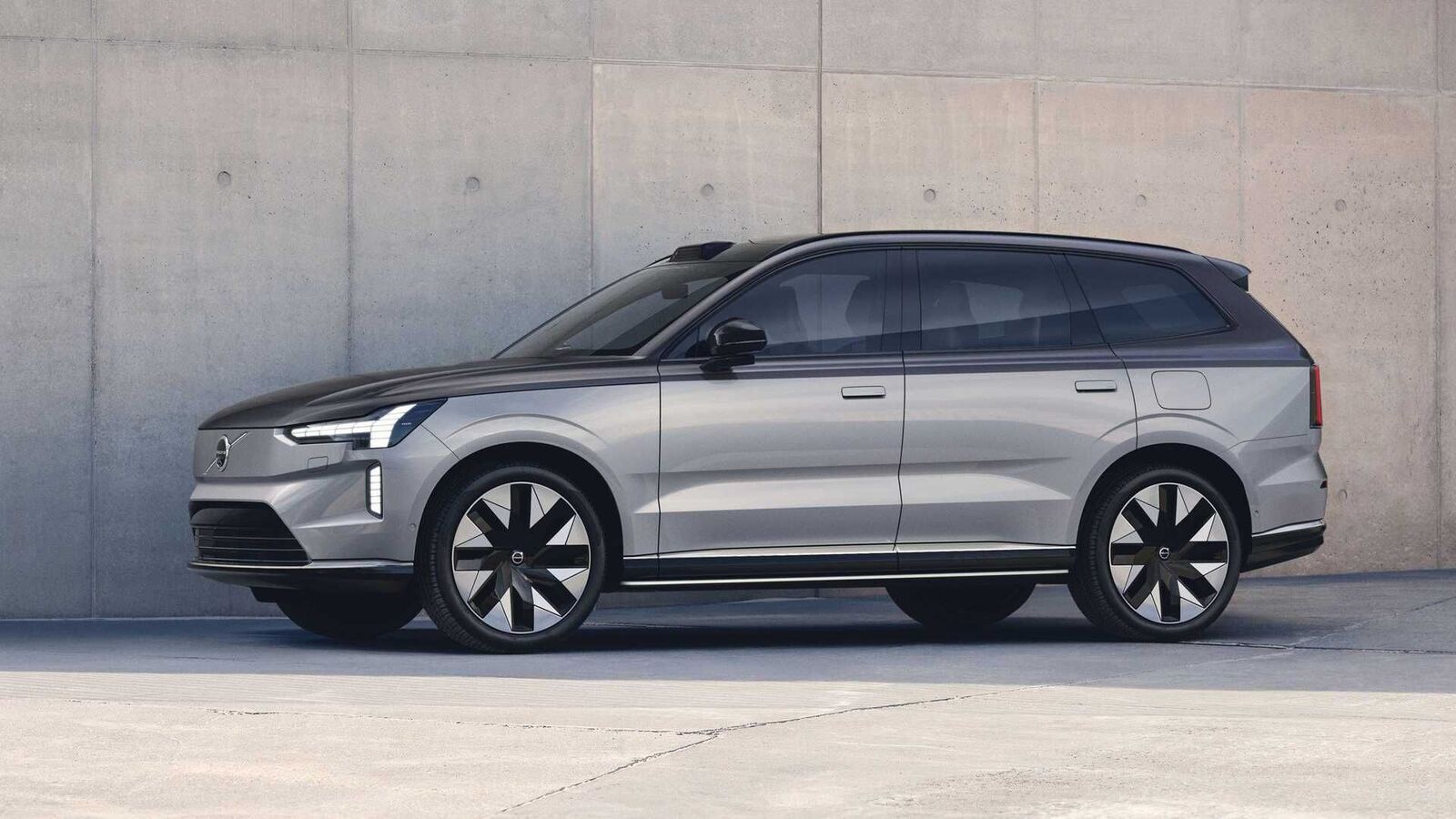 Don’t point your smartphone camera at Volvo EV90. Here's why