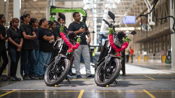 https://www.mobilemasala.com/auto-news/Ola-Roadster-X-Set-to-Begin-Deliveries-Starting-May-23-i374100