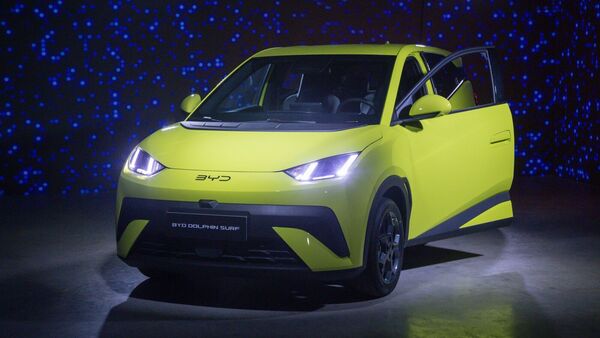 BYD Dolphin Surf