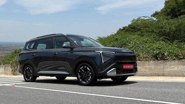 Body roll is well-contained on the Carens Clavis, while the suspension offers a fantastic damping offering a good ride quality Kia Carens Clavis Review