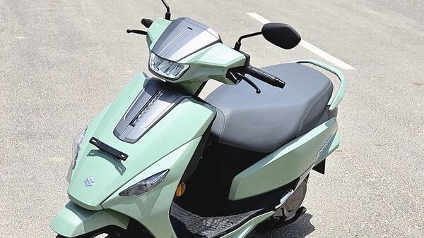Suzuki e-Access will come with a fixed battery pack.