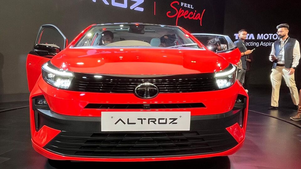 Tata Altroz facelift