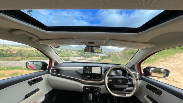The 2025 Tata Altroz gets a completly new cabin with dual 10.25 inch screens and a new black and beige interior with new seats 2025 Tata Altroz