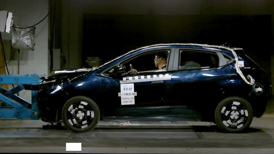 2025 Tata Altroz crash test