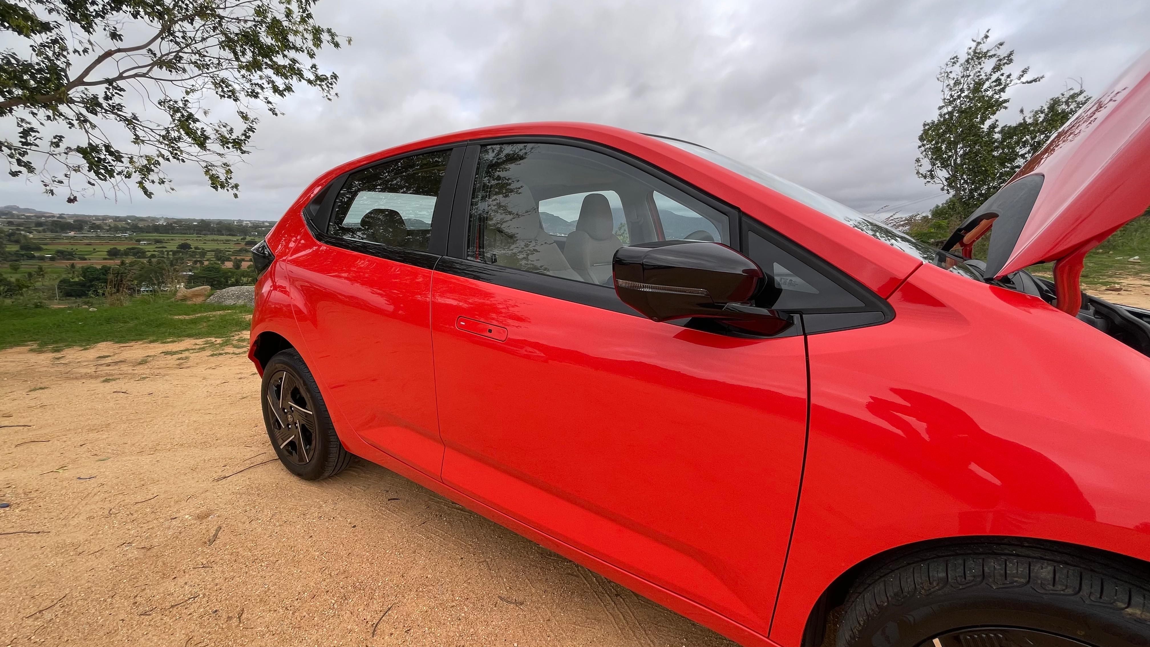 The 2025 Tata Altroz now gets flush type door handles, similar to what has been seen on models like the Tata Curvv 2025 Tata Altroz