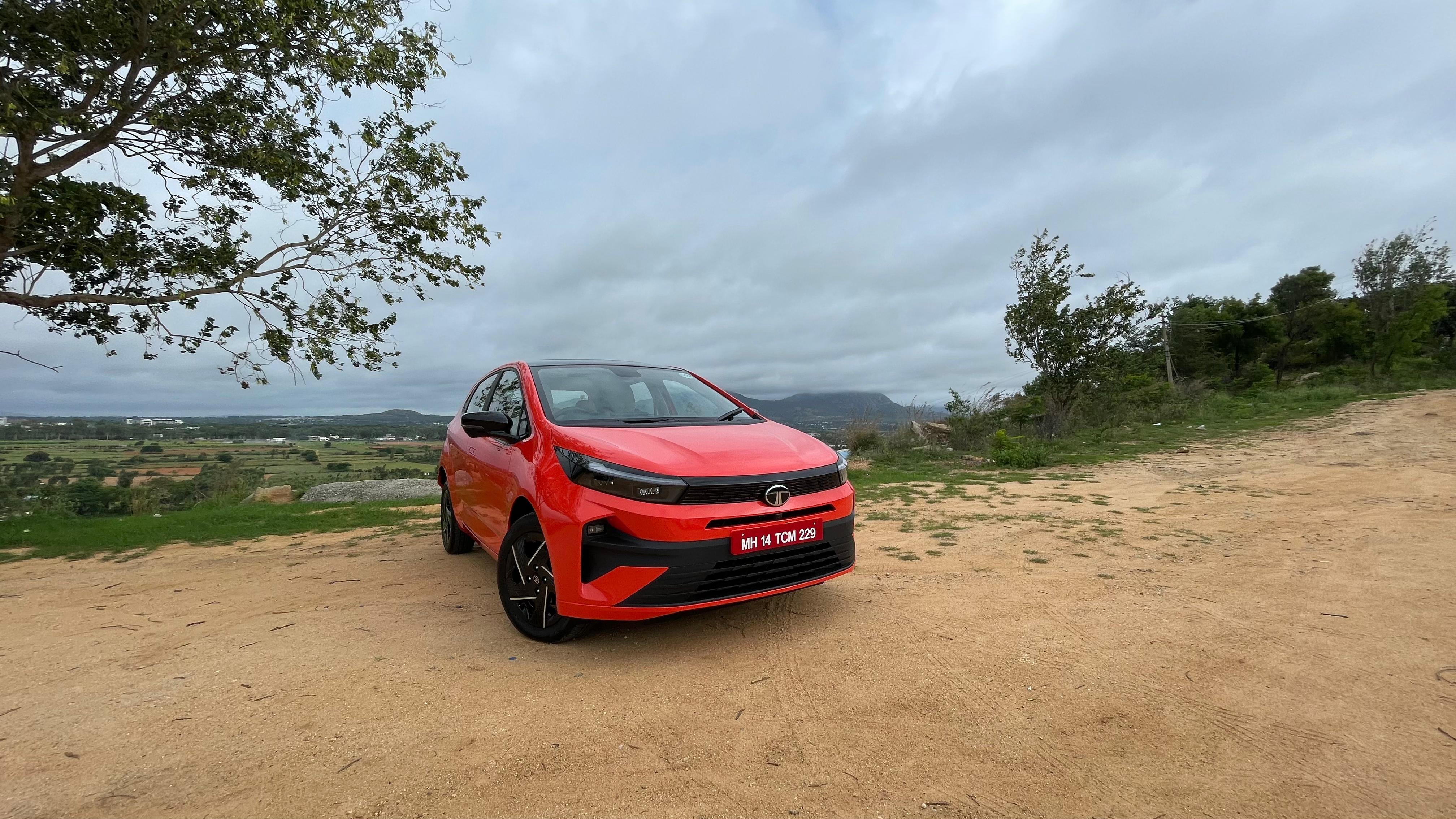 The diesel powered 2025 Tata Altroz feels a bit lathargic at lower revs while the CNg powered units feels surprisingly peppy. 2025 Tata Altroz