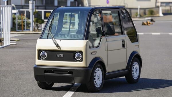 KG Motors’ new single-seater electric mibot has a range of up to 100 kilometres on a full charge