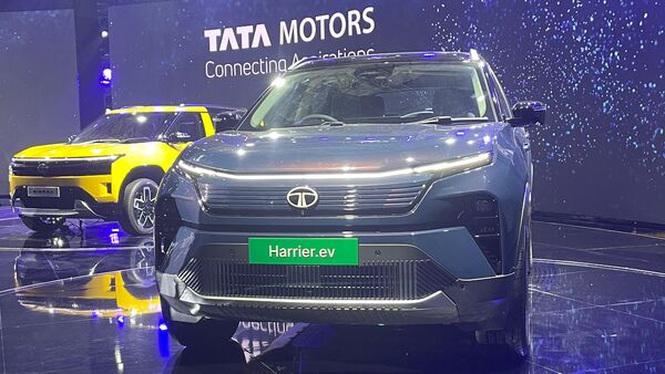 https://www.mobilemasala.com/auto-news/Tata-Harrier-EV-Set-for-India-Debut-Today-Live-Launch-Highlights-Updates-i377841