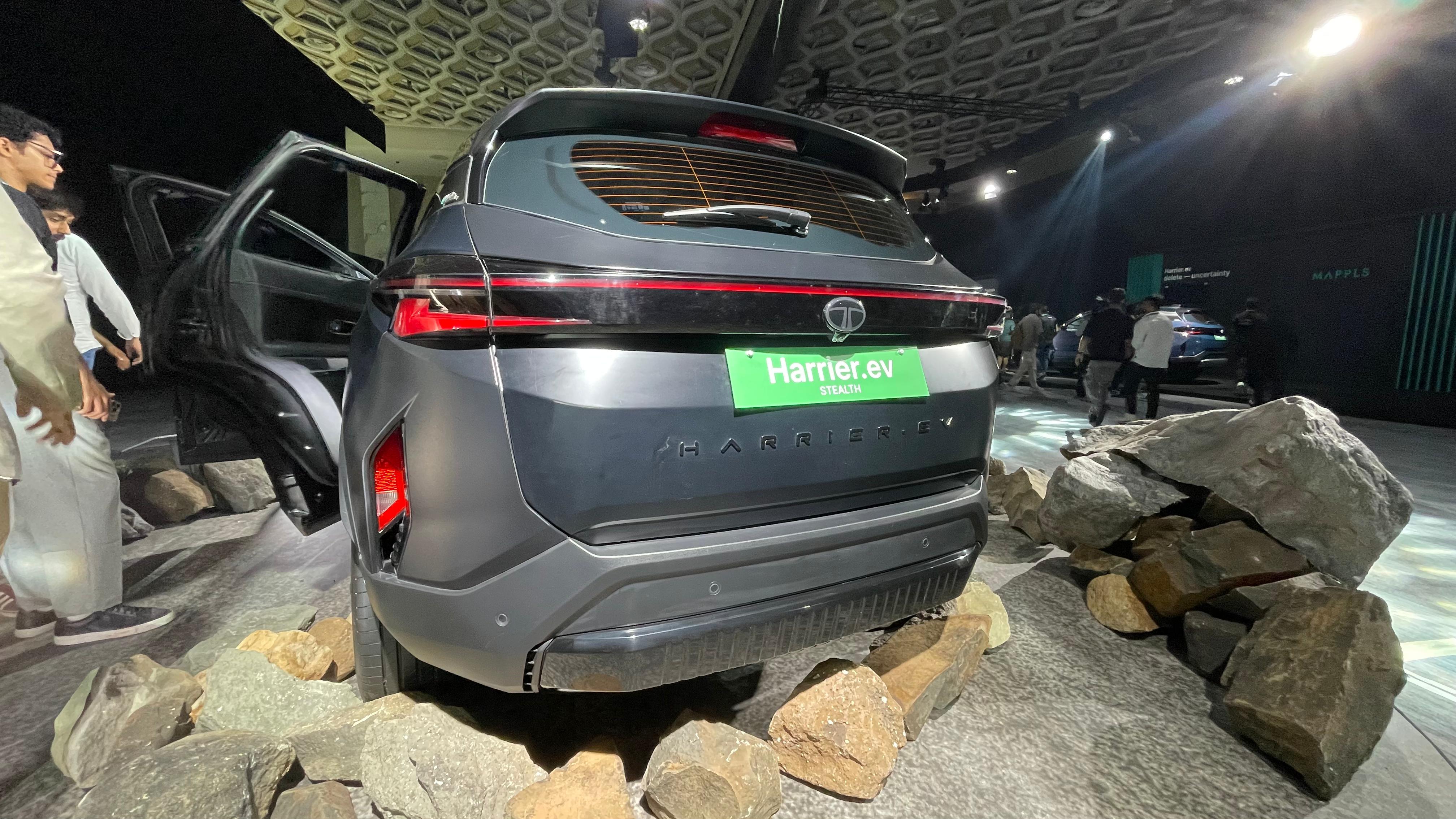 The Tata Harrier EV will be offered with either RWD or QWD drivetrain options. Tata Harrier EV