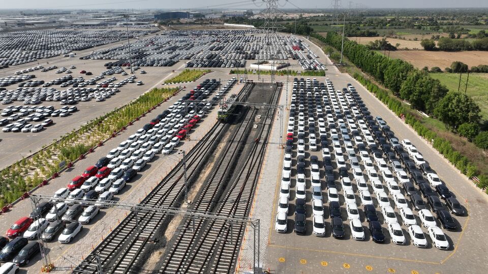Maruti Suzuki railway car lot parking