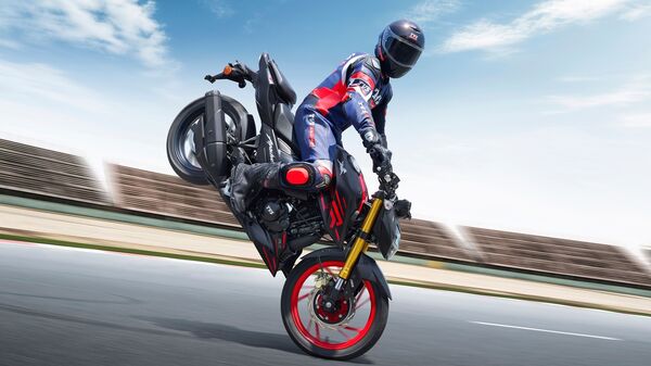 TVS Apache RTR 200 4V