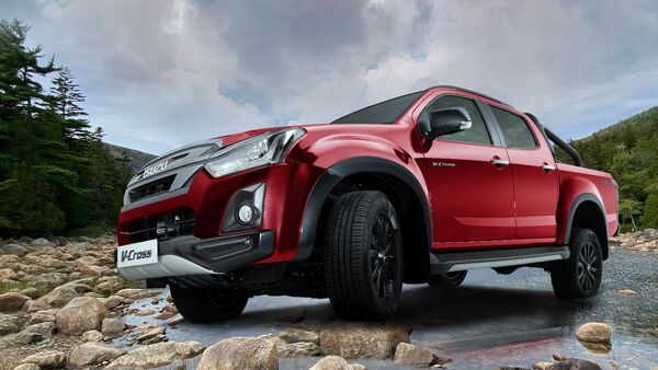 2024 Isuzu V Cross Z Prestige