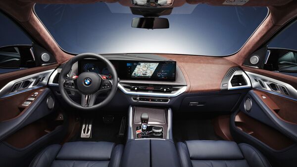 The 2026 XM Label gets three new Merino leather interior options and a curved display for the infotainment and instrument panel. 2026 BMW XM
