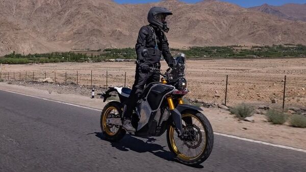 The Himalayan Electric could share its components with the Flying Flea.