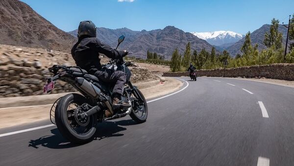 Royal Enfield Himalayan 750 Teaser