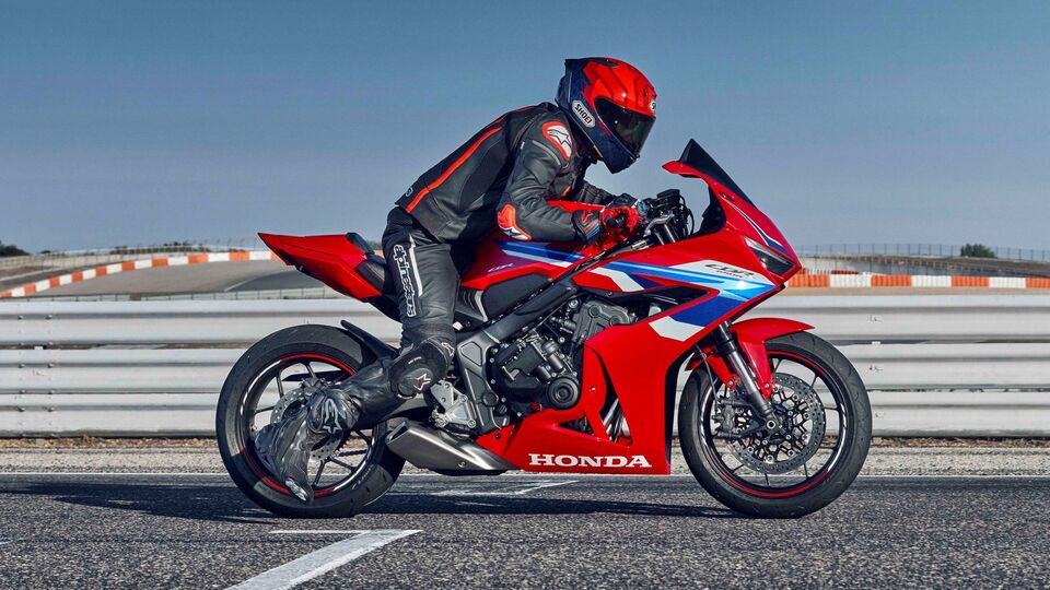 2025 Honda CBR650R E-Clutch