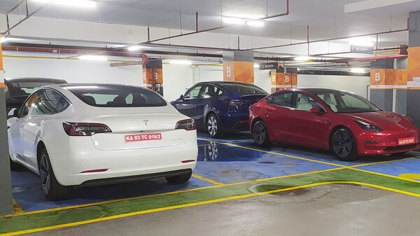 Tesla Model Y spotted without camouflage