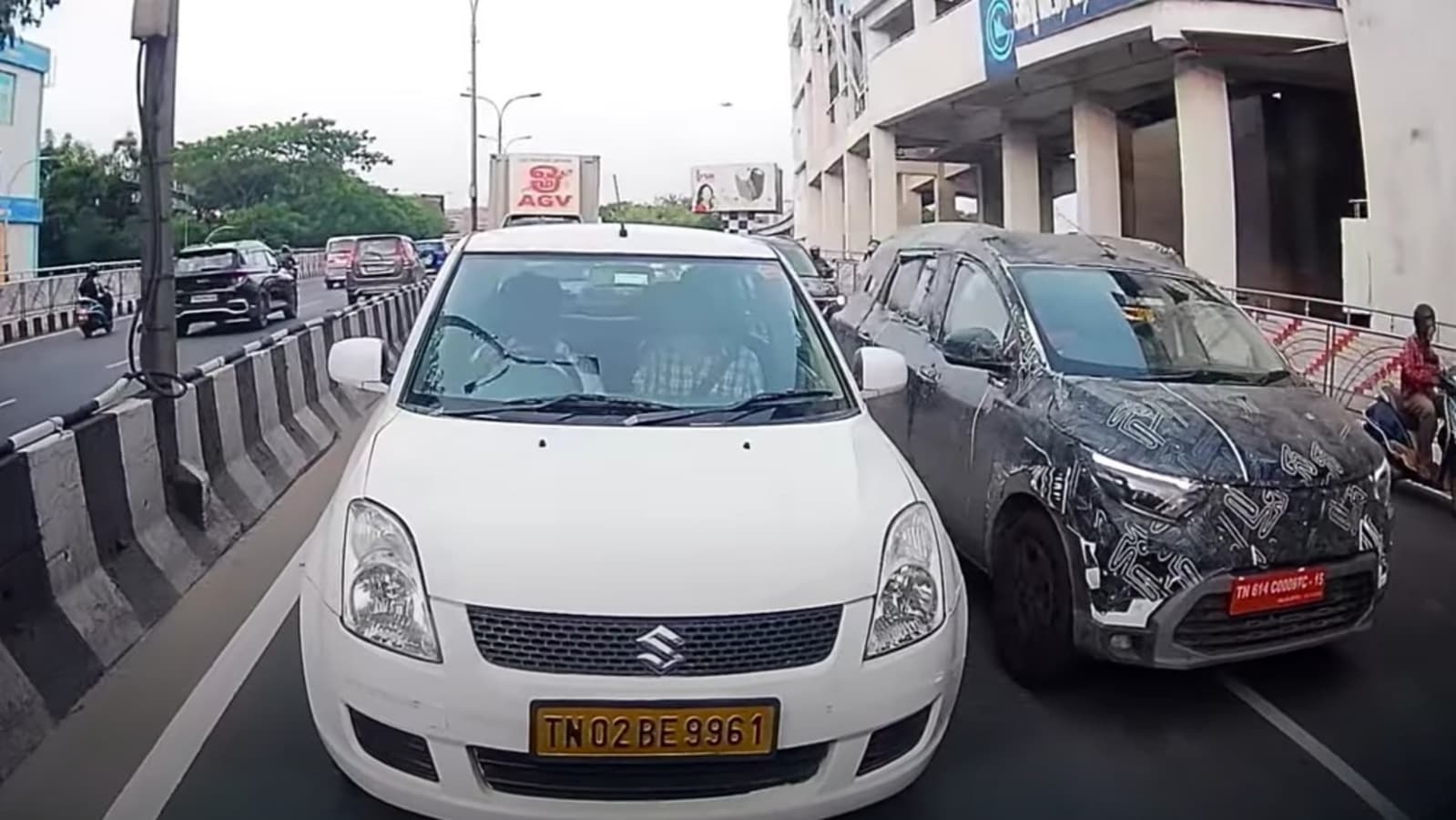 Renault Triber facelift spotted again, reveals key updates. Know more Renault Triber facelift spotted again, reveals key updates. Know more