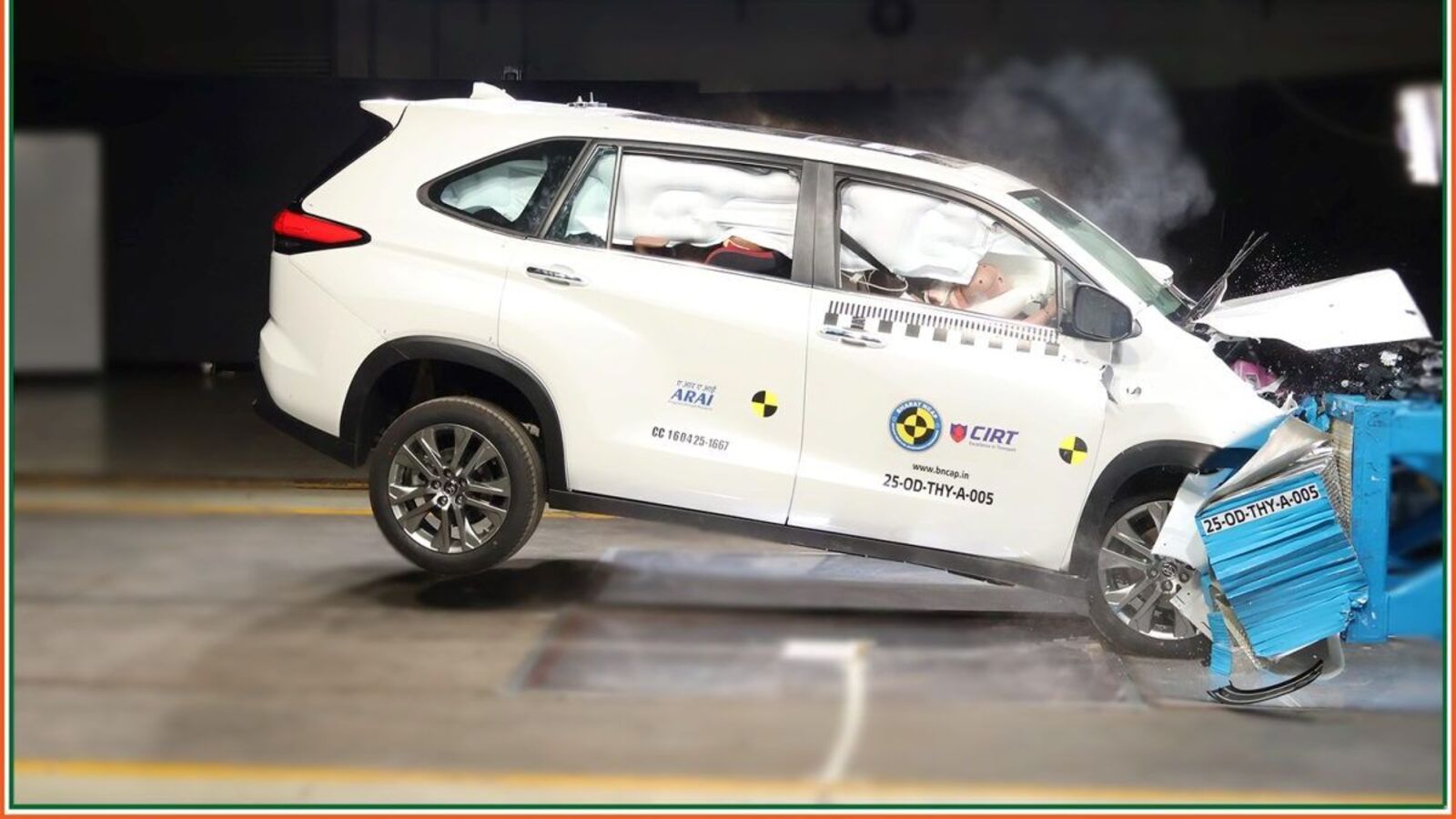 Toyota Innova Hycross gets 5 star BNCAP rating, first MPV in India to achieve this Toyota Innova Hycross gets 5 star BNCAP rating, first MPV in India to achieve this