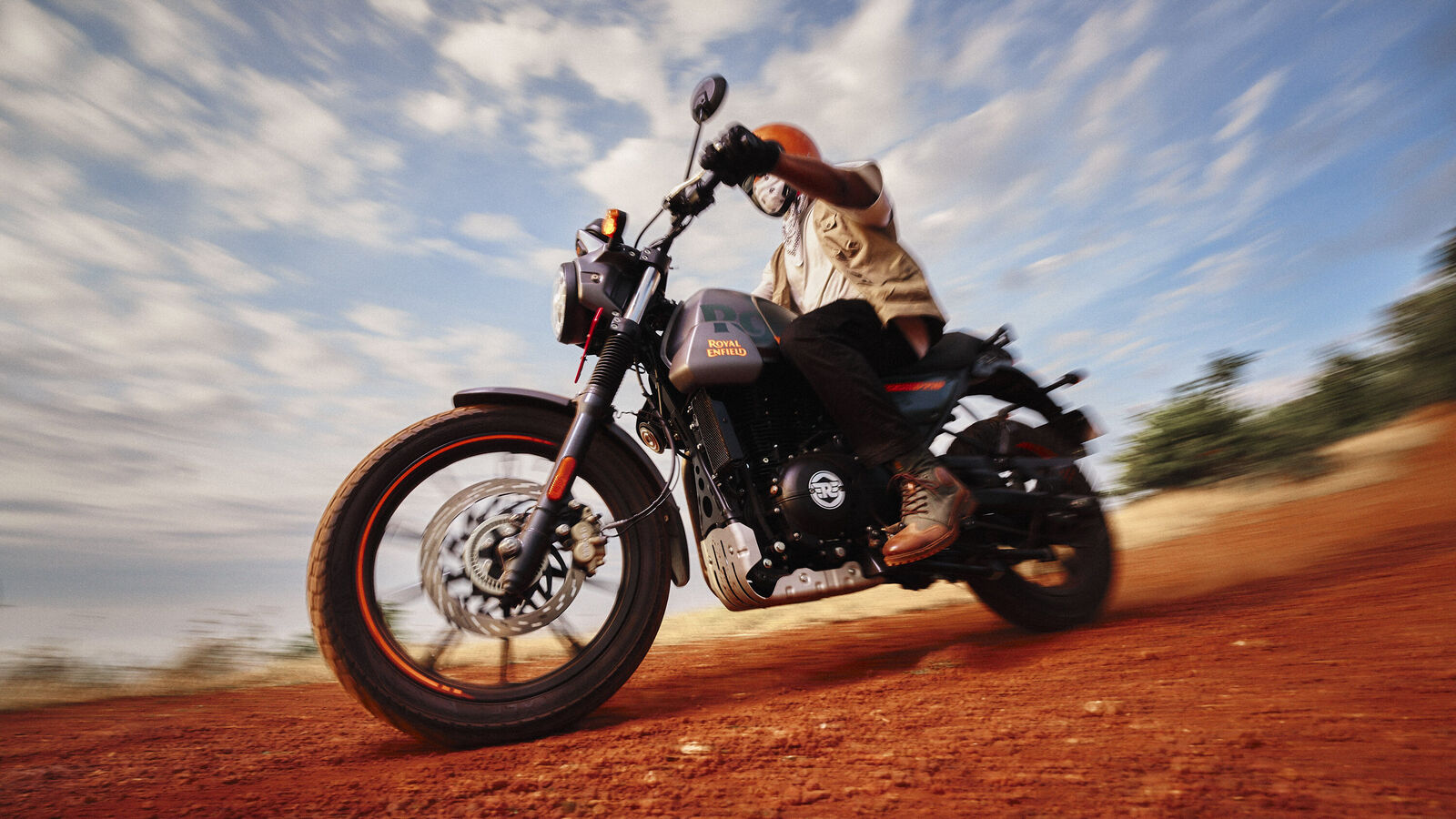 5 most affordable scramblers that you can buy under  ₹3 lakh in India