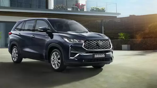 Toyota Innova Hycross GX Limited Edition