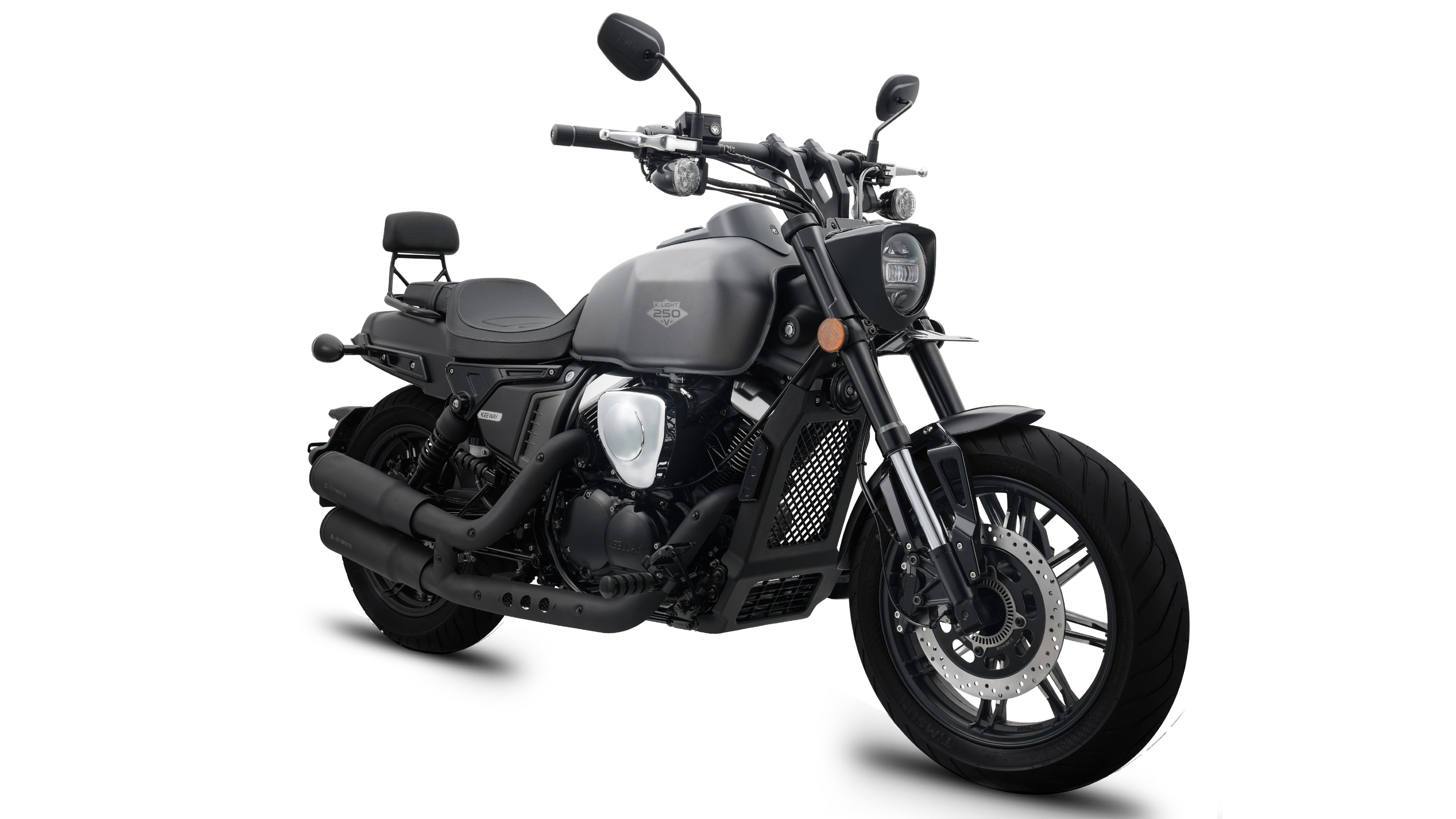 The Keeway K-Light 250V is powered by a 249 cc V-Twin engine tuned for 18.4 bhp at 8,500 rpm and 19 Nm of peak torque at 5,500 rpm Keeway K-Light 250V