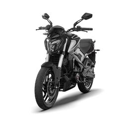 Power on both Dominars comes from the OBD-2B compliant engines. The Dominar 400 uses a 373 cc mill, while the Dominar 250 is equipped with a 249 cc motor