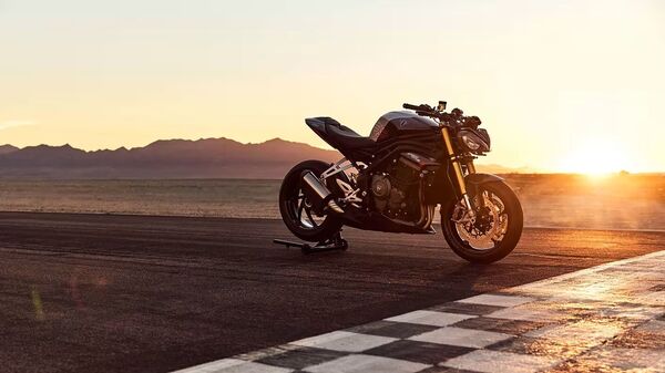 2025 Triumph Speed Triple 1200 RS