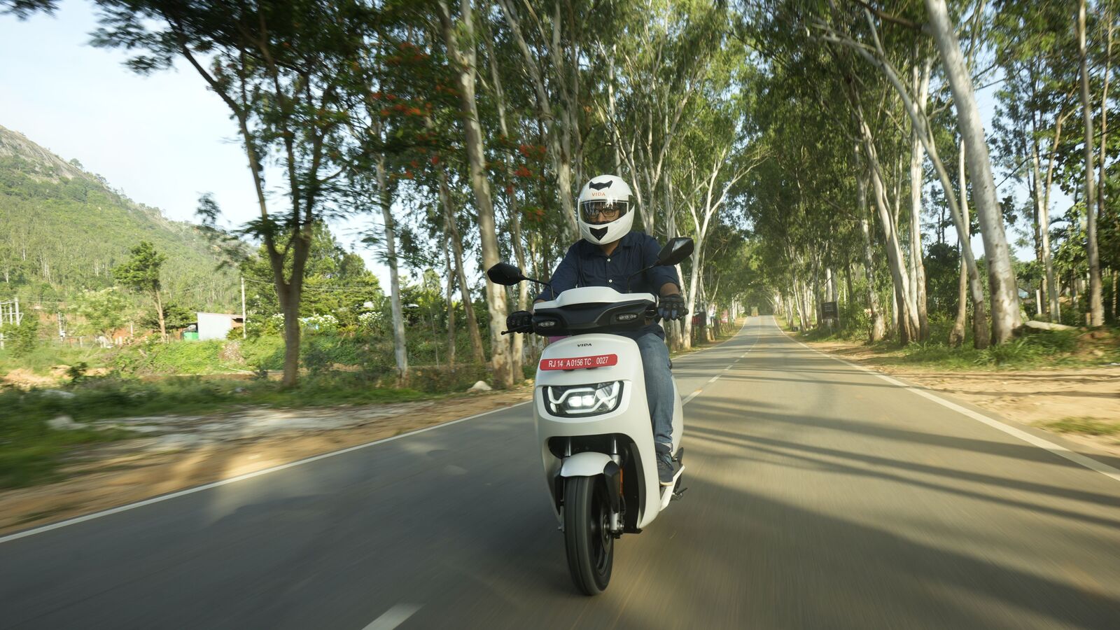 Vida VX2 Plus electric scooter reviewed in detail. Pros and cons explained