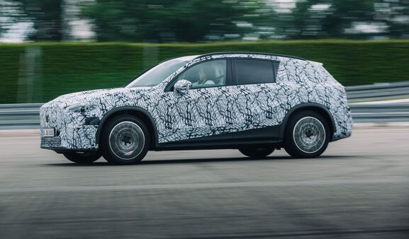Mercedes Benz GLC 400 4MATIC with EQ Technology
