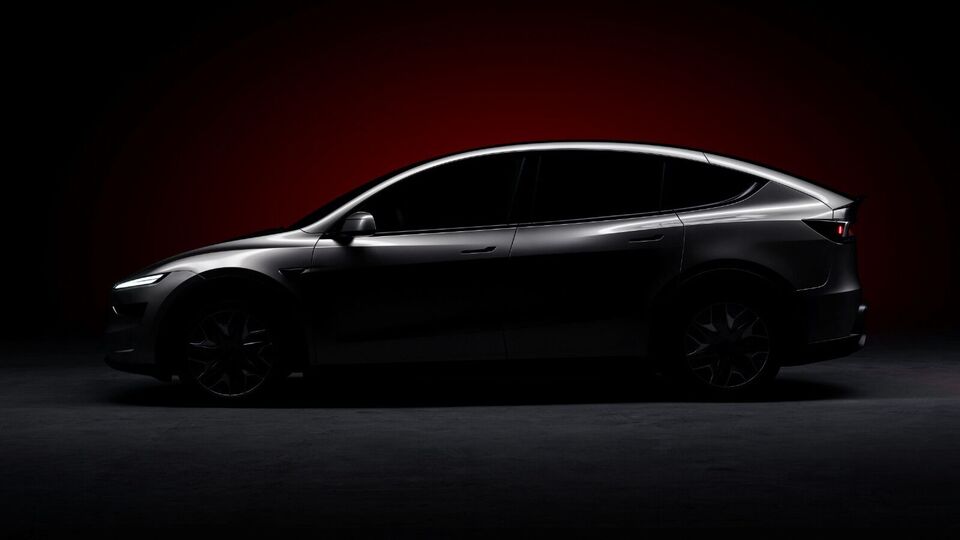 Tesla Model Y L