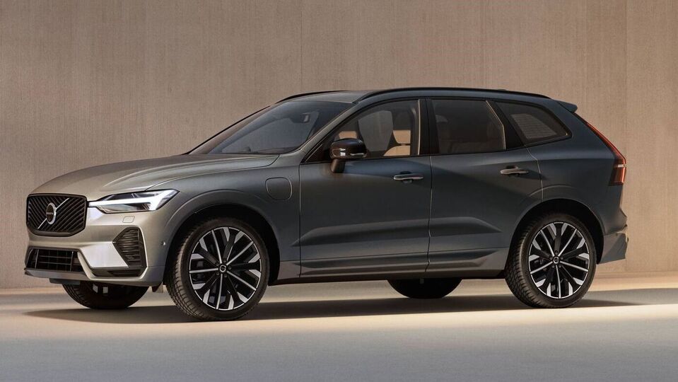 Volvo XC60 facelift SUV