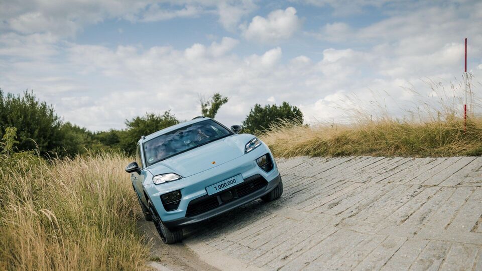One millionth Porsche Macan