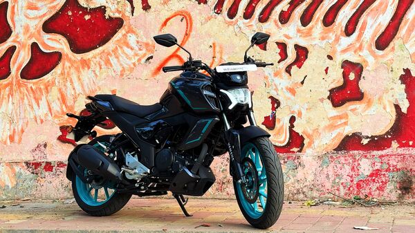 2025 Yamaha FZS Hybrid Review