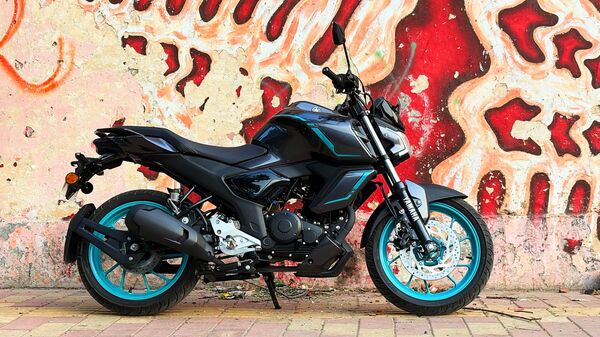 2025 Yamaha FZS Hybrid Review