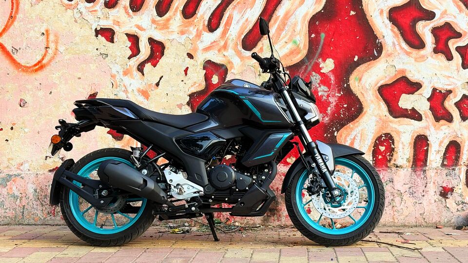 2025 Yamaha FZS Hybrid Review