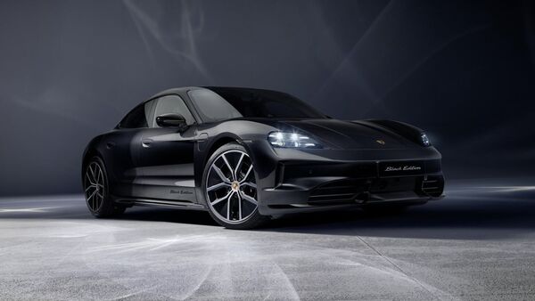 Porsche Taycan Black
