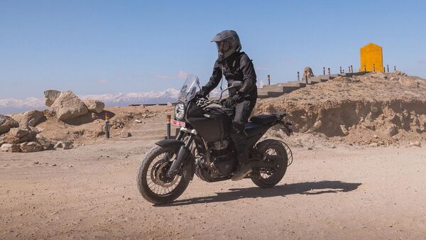 The Royal Enfield Himalayan 750 will be underpinned by an all-new frame and subframe that can house the larger engine. Royal Enfield Himalayan 750 Teaser