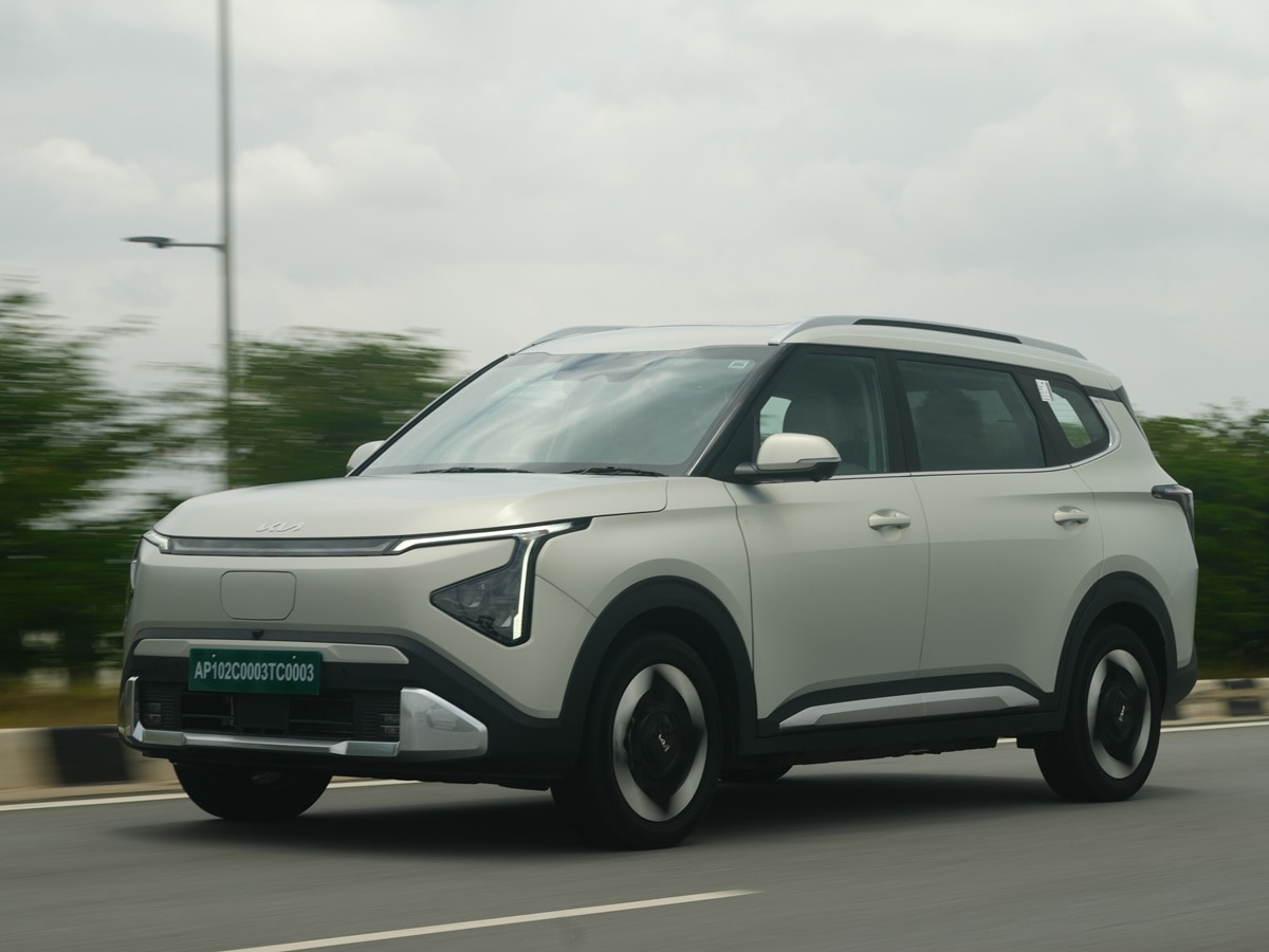 In terms of physical appearance, the Clavis EV strikes all the right chords