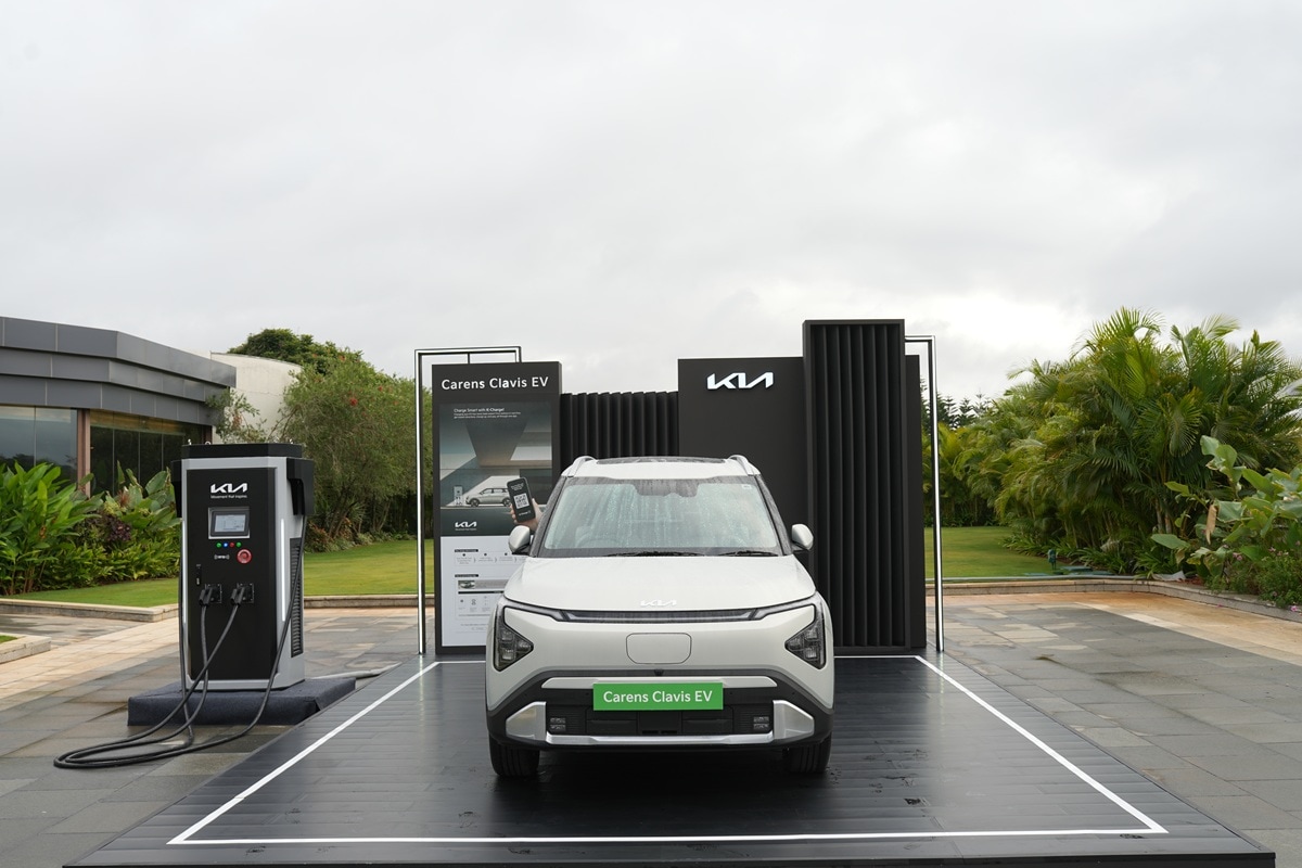 On paper, there is a lot of promise: a tech-laden cabin, the space and sensibility of a family mover, and the punchy performance of a modern electric car